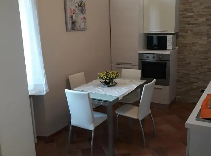 Antico Vicolo-appartamento Martina شقة *